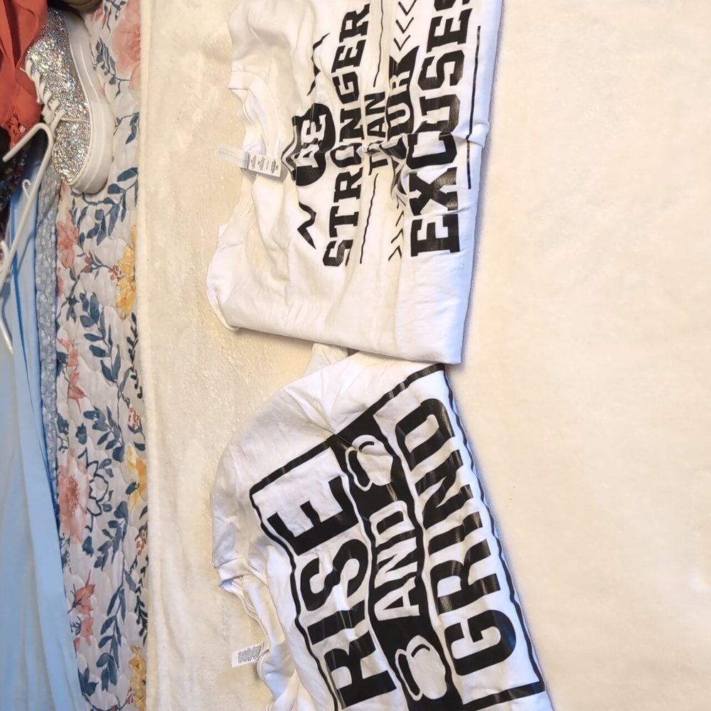 Workout tahirts